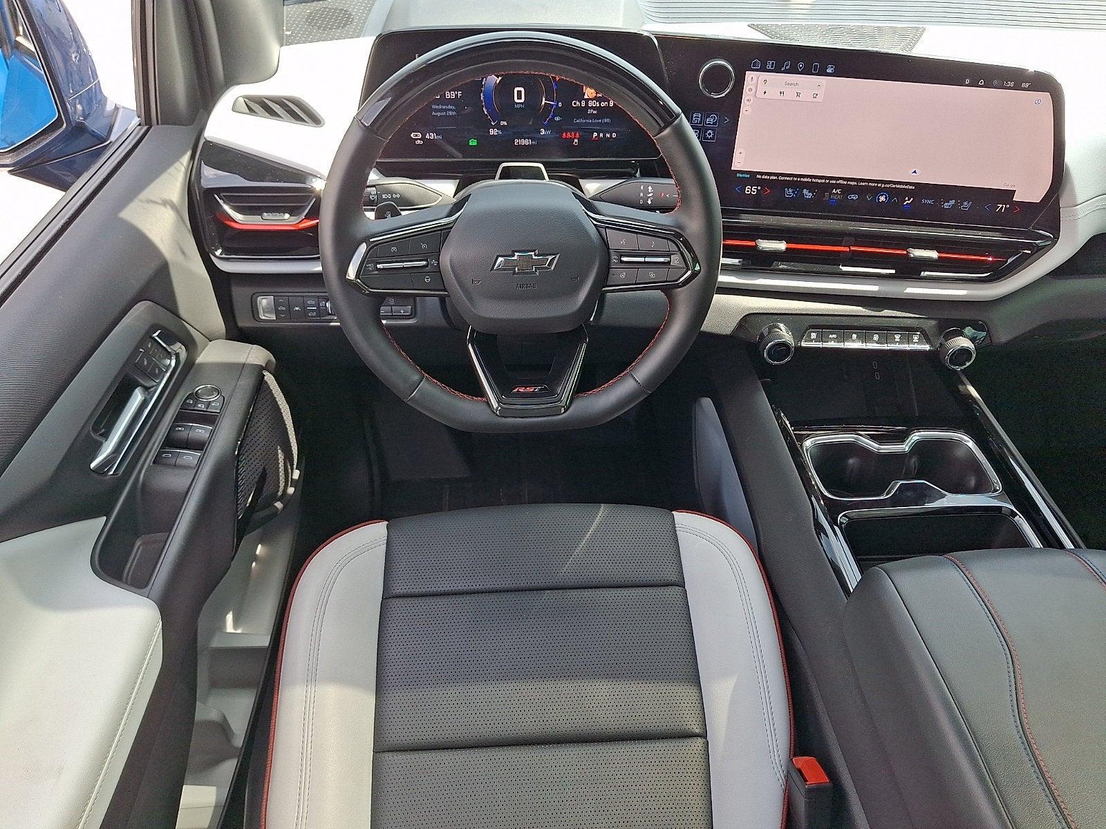 2025 Chevrolet Silverado EV RST - Max Range
