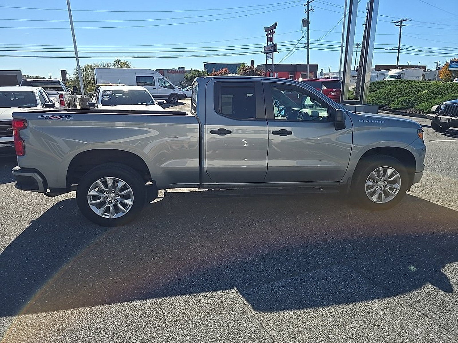 2023 Chevrolet Silverado 1500 Custom