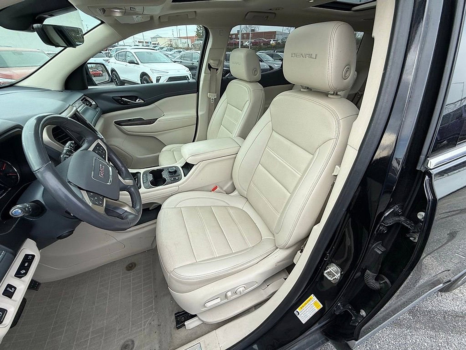 2021 GMC Acadia Denali