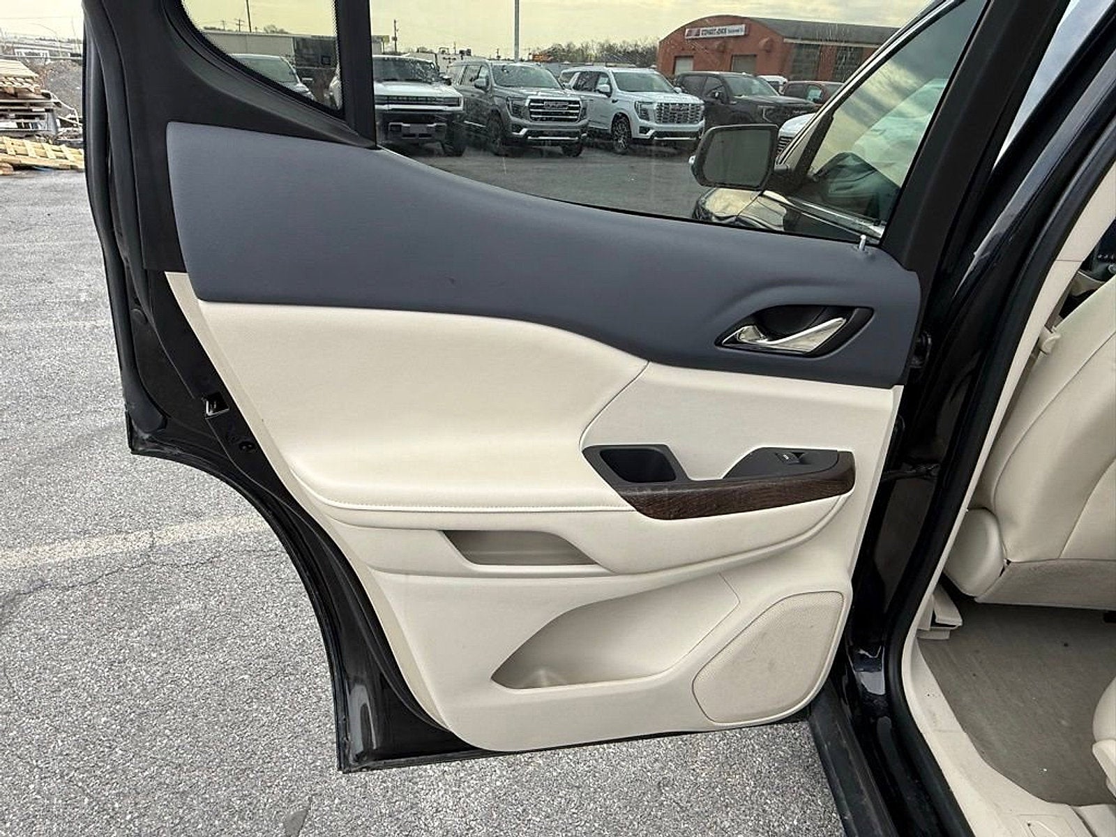 2021 GMC Acadia Denali