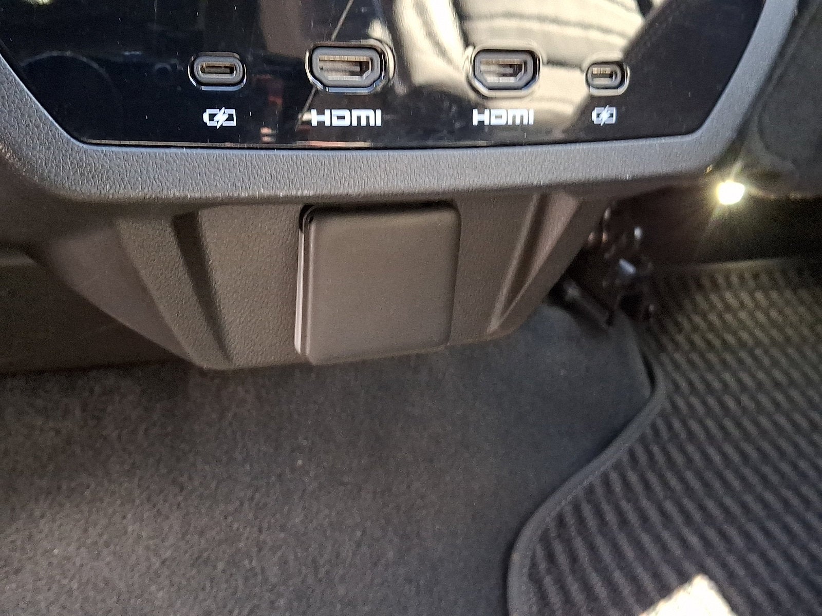 2025 GMC Yukon Denali Ultimate
