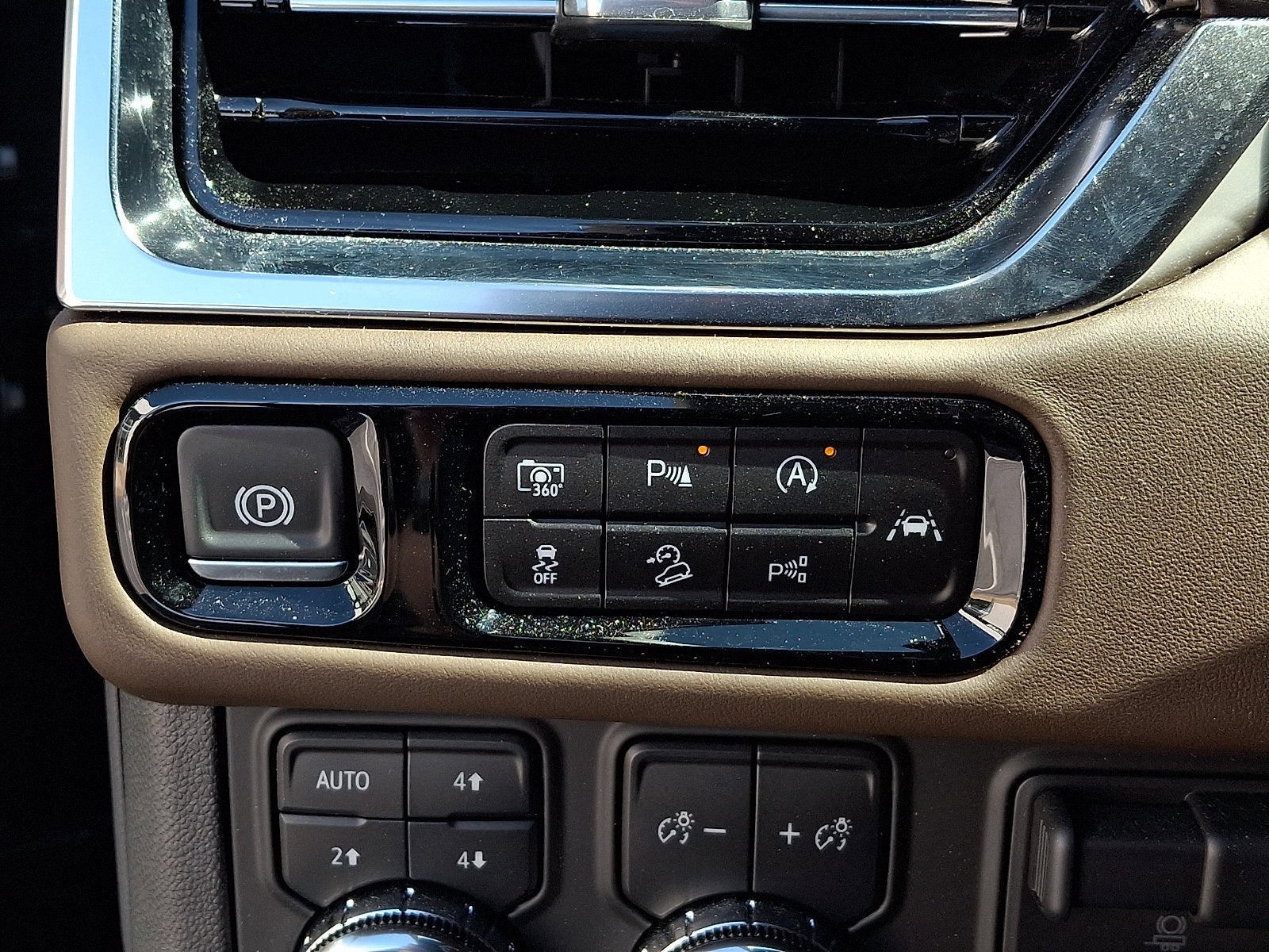 2025 GMC Yukon Denali Ultimate