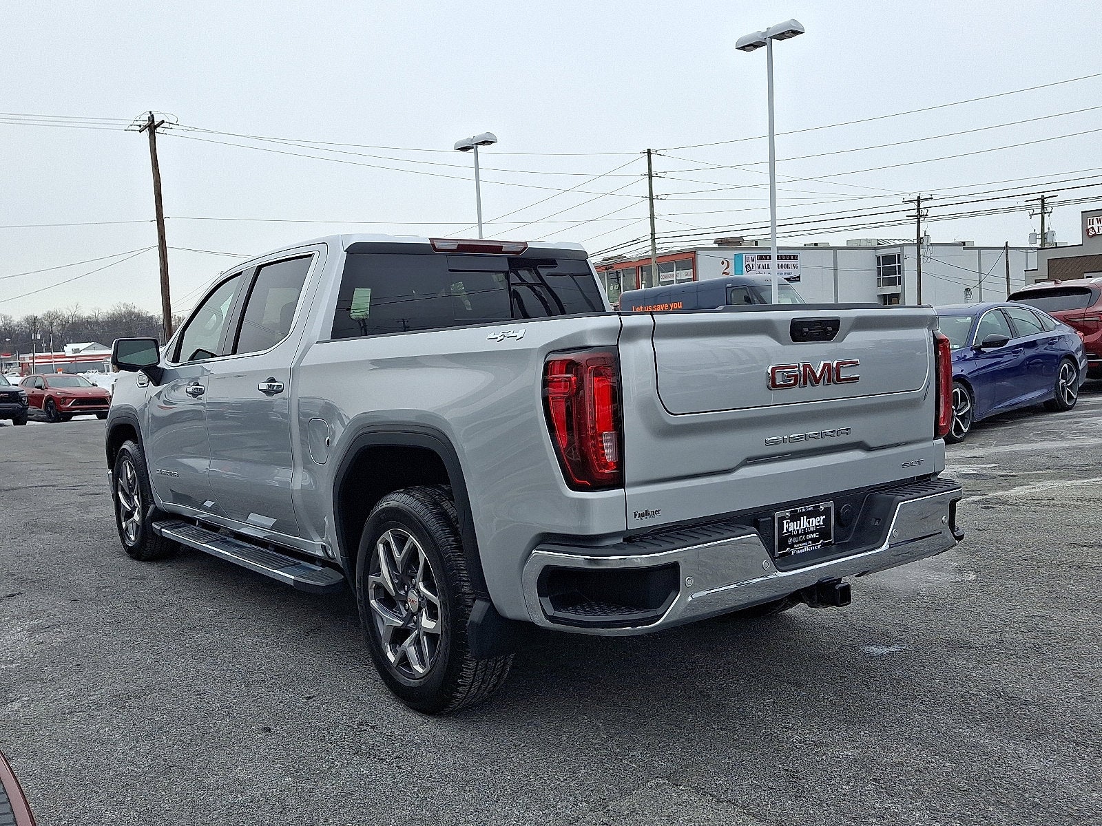 2022 GMC Sierra 1500 SLT