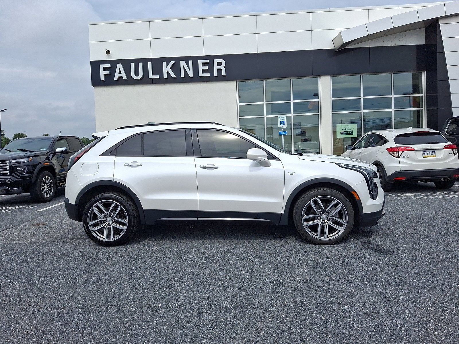 2020 Cadillac XT4 AWD Sport