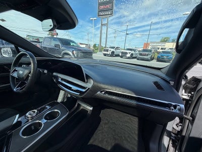 2024 Cadillac LYRIQ Luxury 1