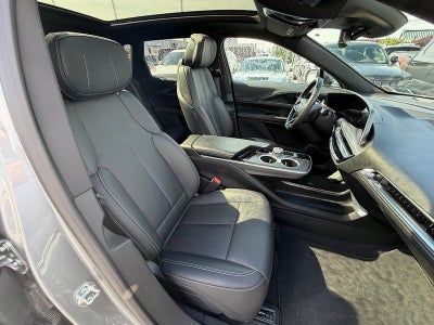 2024 Cadillac LYRIQ Luxury 1
