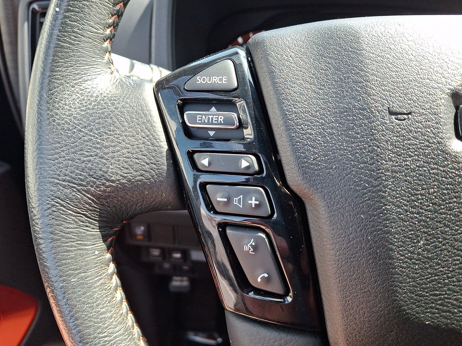 2024 Nissan Frontier Crew Cab PRO-4X 4x4