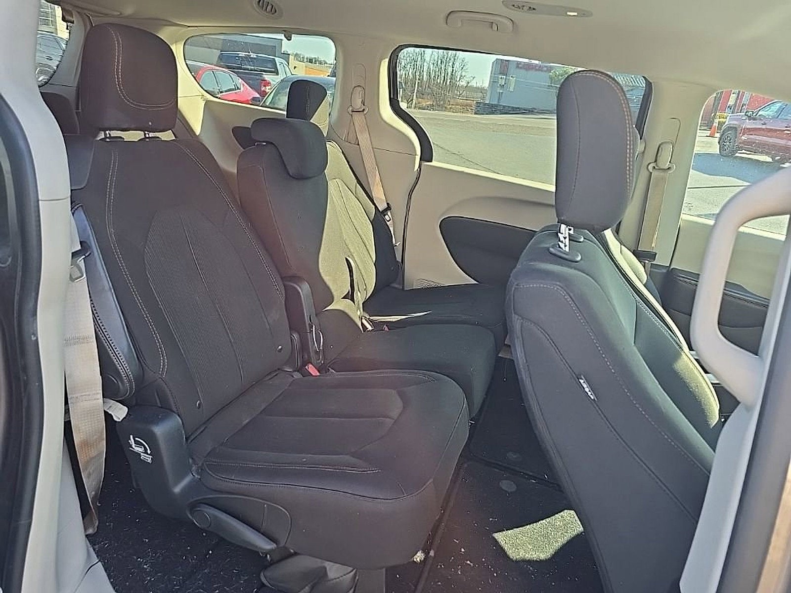 2017 Chrysler Pacifica LX