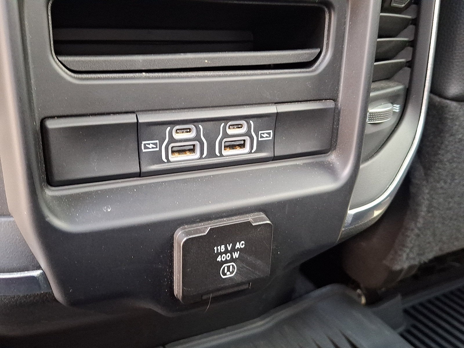 2021 RAM 2500 Laramie Crew Cab 4x4 6'4" Box