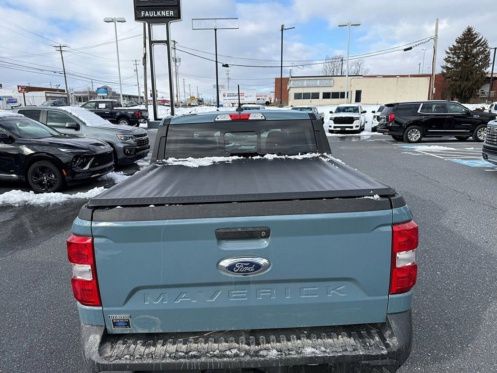 2023 Ford Maverick XL