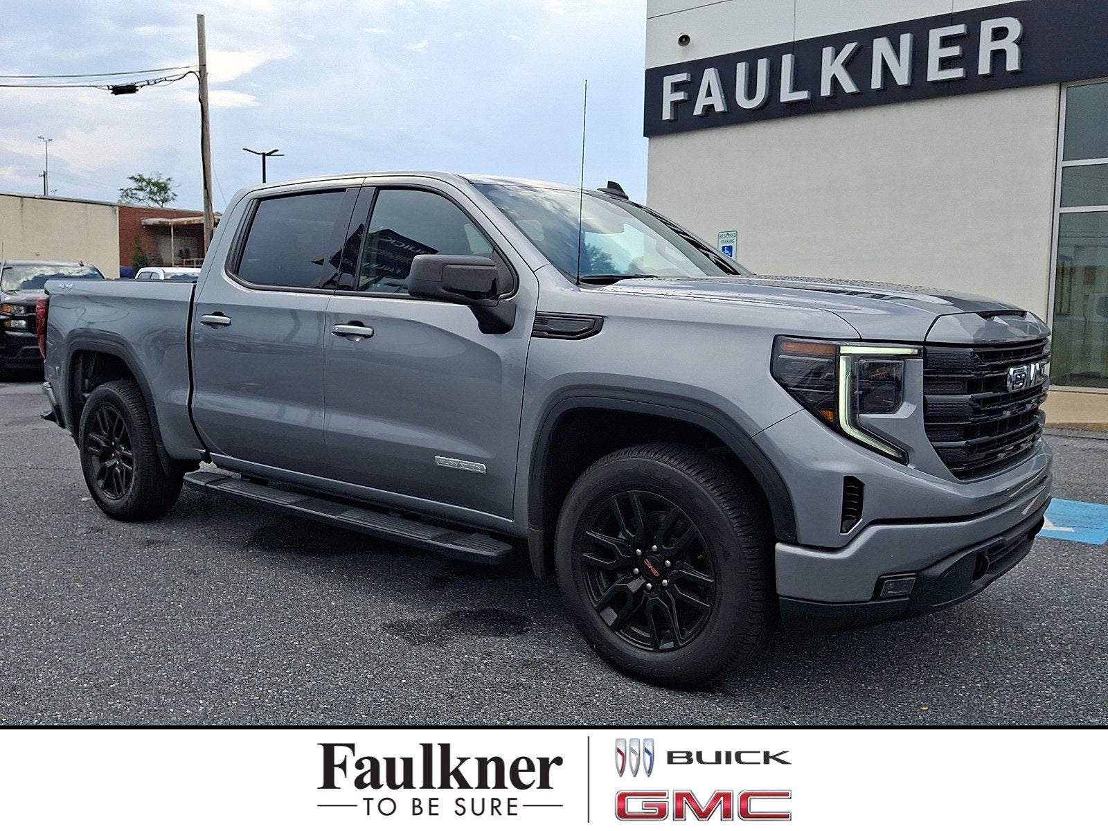 2023 GMC Sierra 1500 Elevation