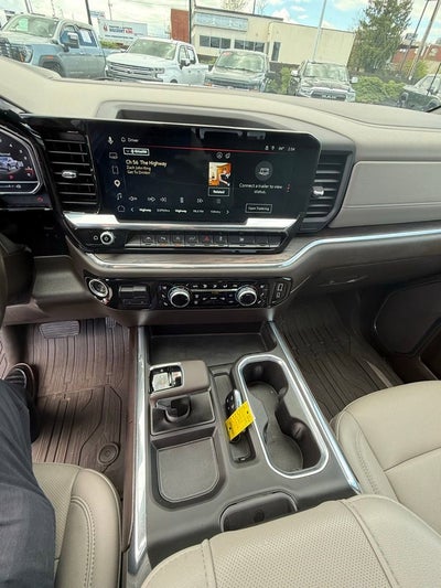 2024 GMC Sierra 1500 SLT