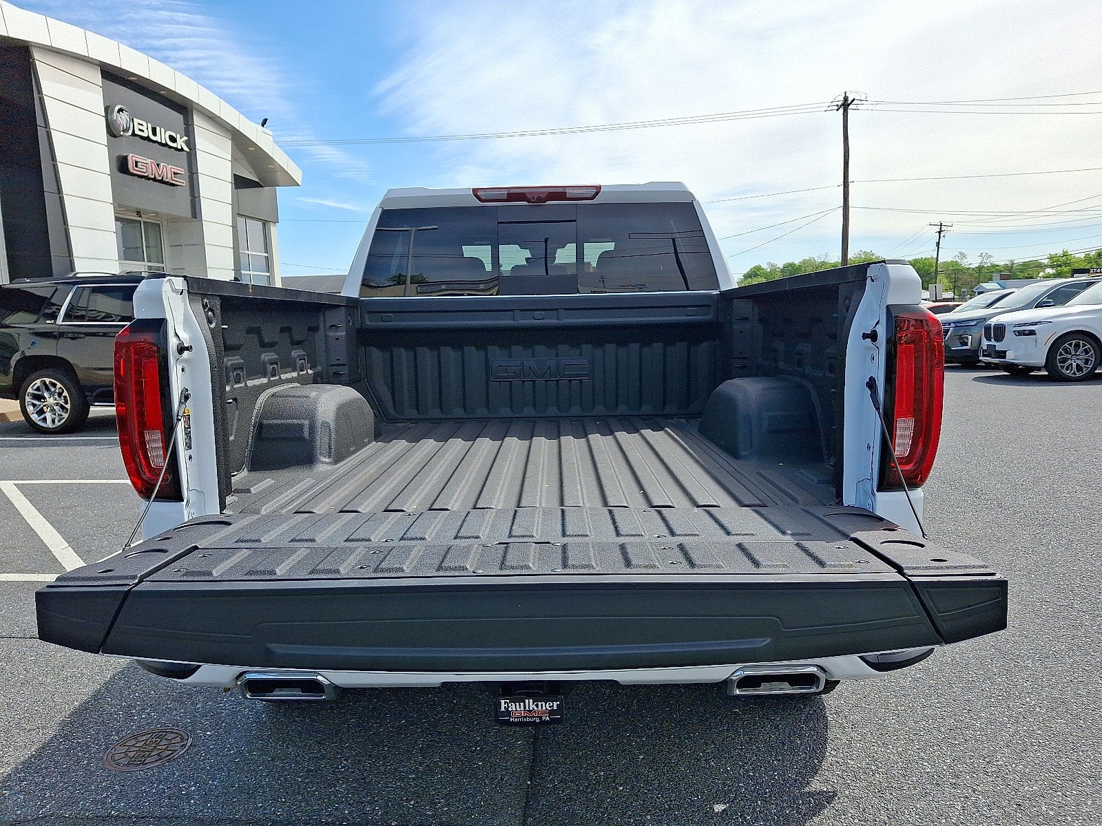 2025 GMC Sierra 1500 AT4