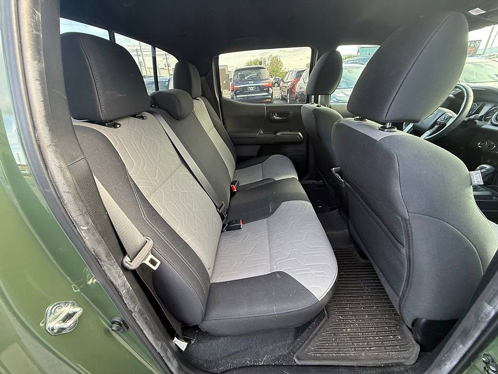2022 Toyota Tacoma 4WD SR