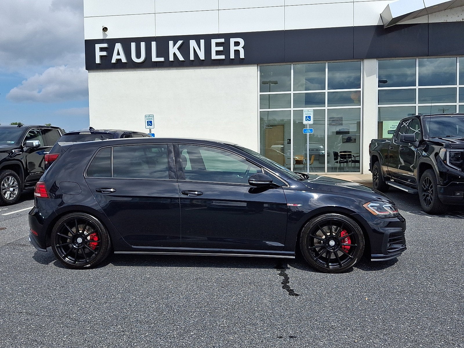 2019 Volkswagen Golf GTI 2.0T SE