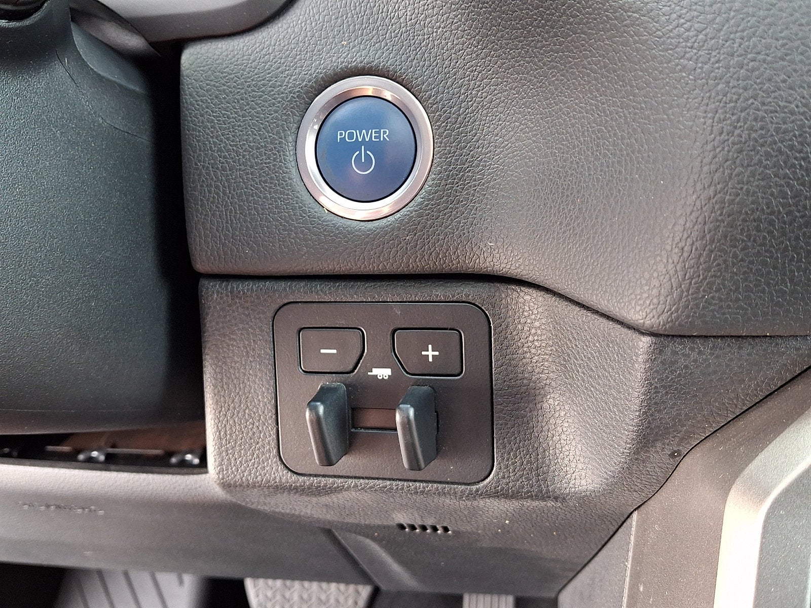 2024 Toyota Tundra Hybrid Limited 4WD