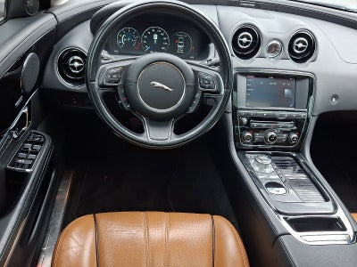 2016 Jaguar XJ R-Sport
