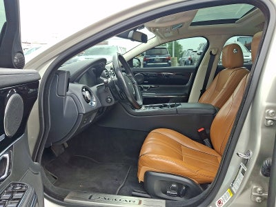 2016 Jaguar XJ R-Sport