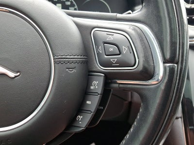2016 Jaguar XJ R-Sport