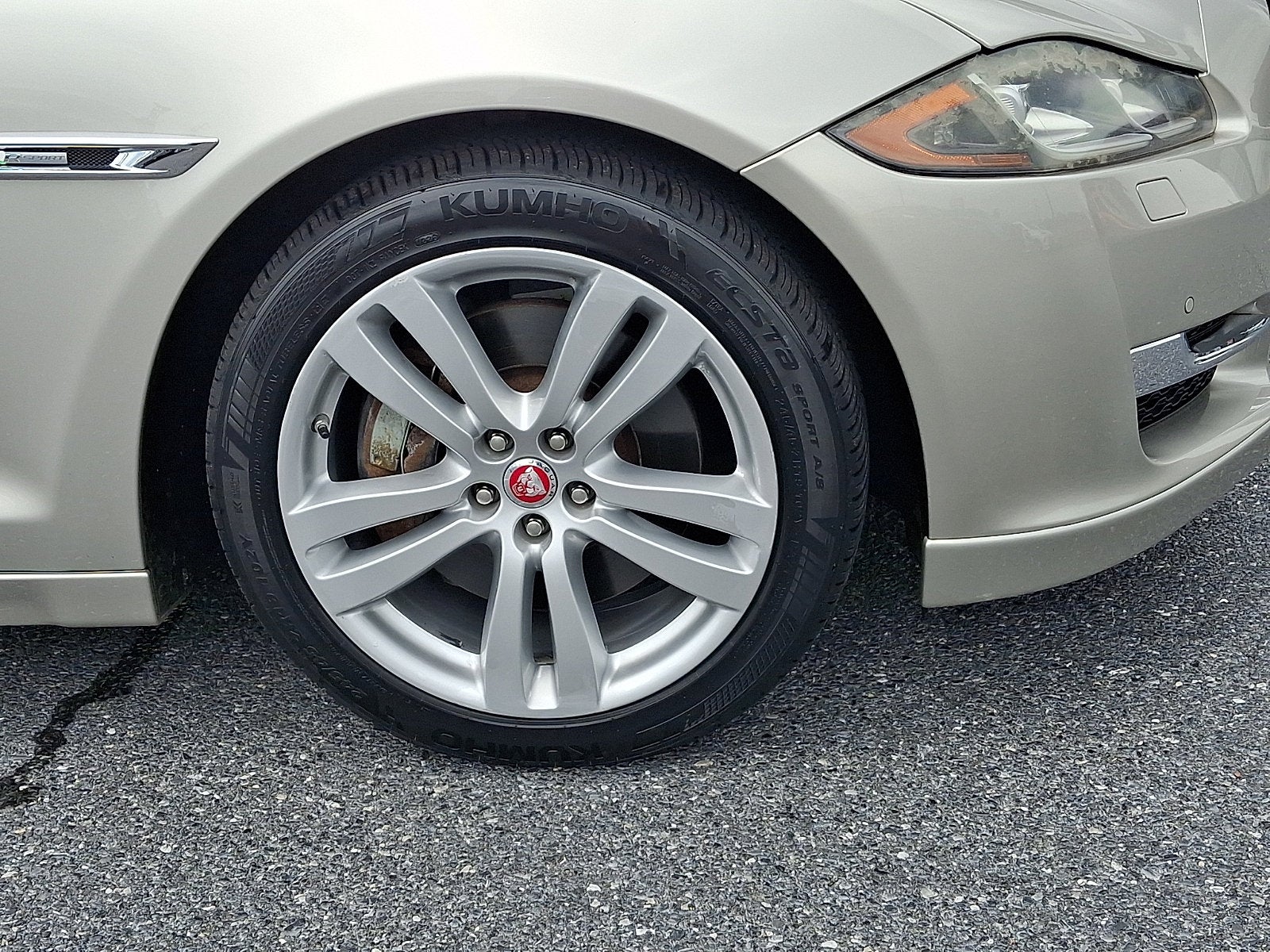 2016 Jaguar XJ R-Sport