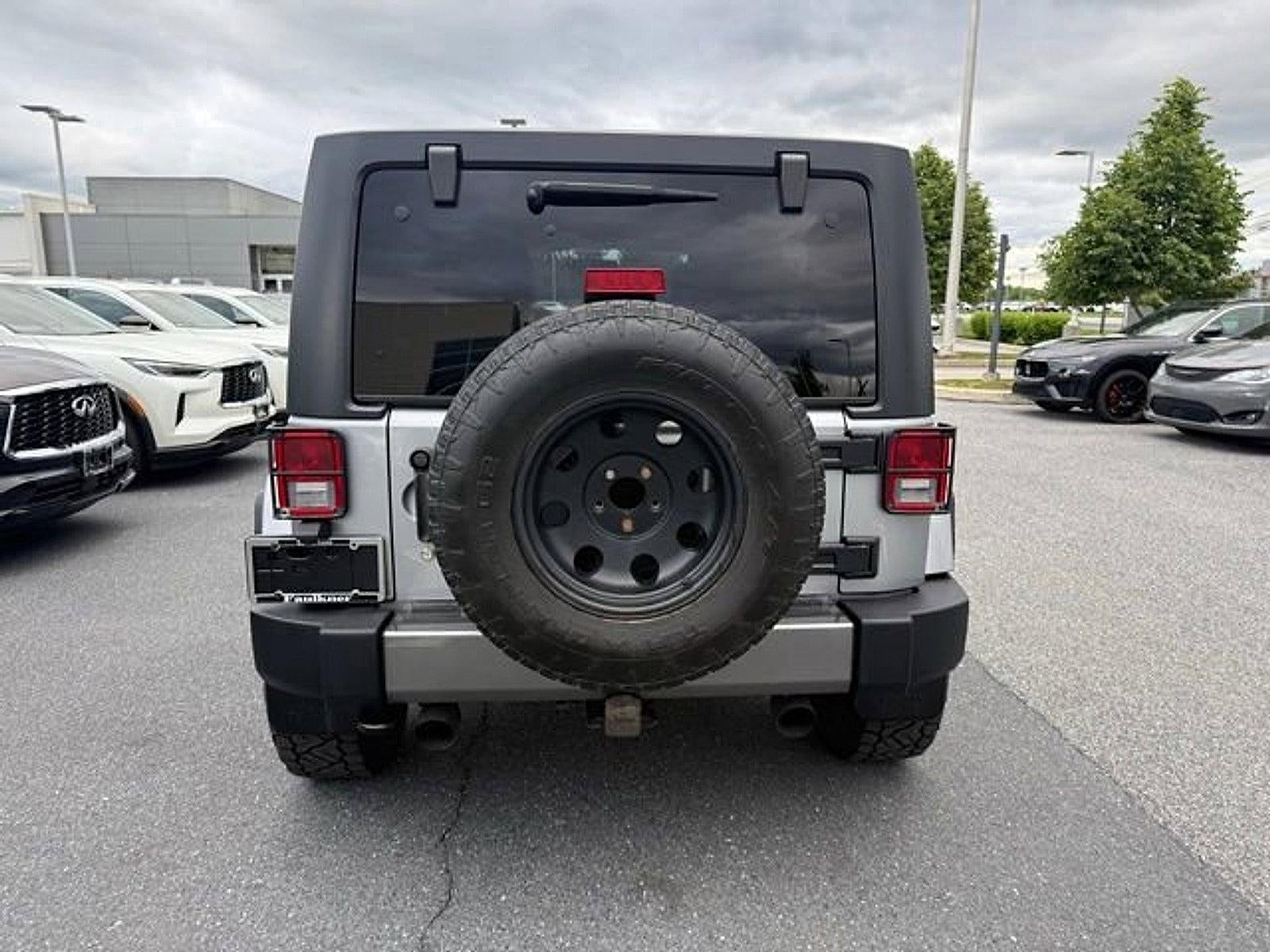 2014 Jeep Wrangler Unlimited 4WD 4dr Freedom Edition *Ltd Avail*
