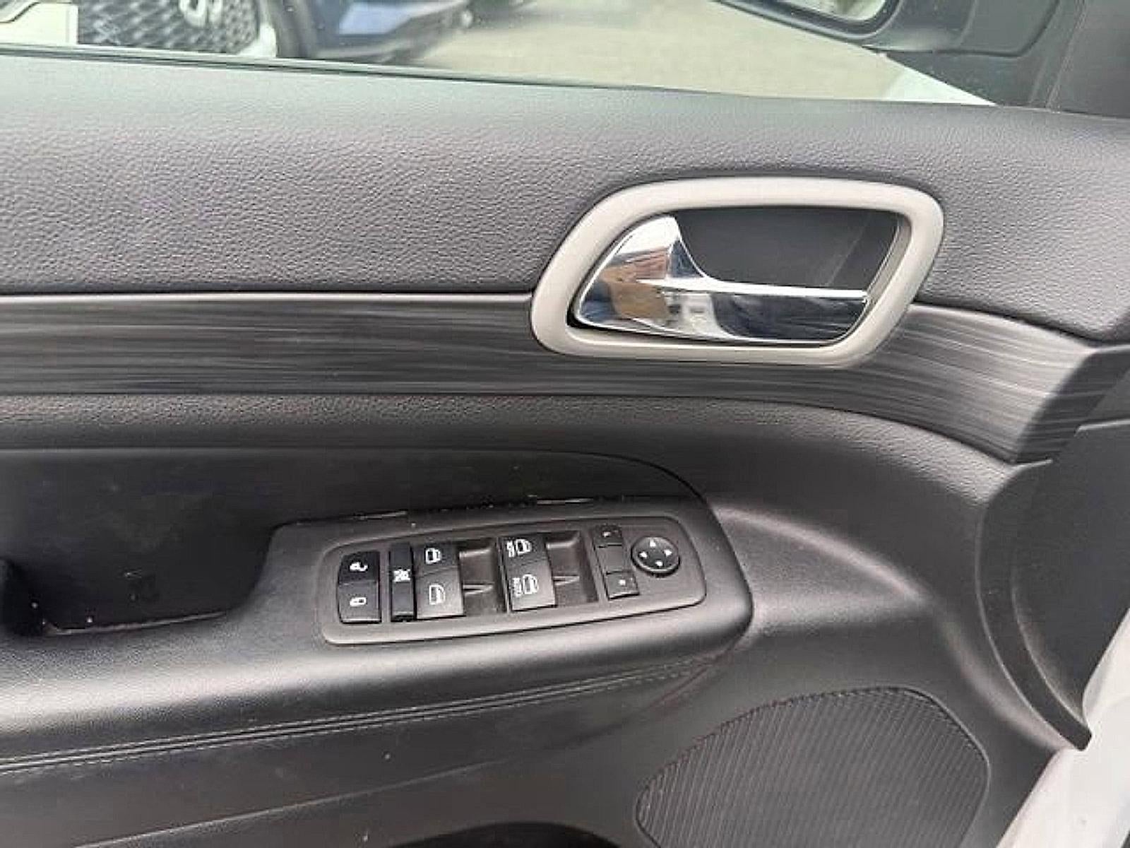 2021 Jeep Grand Cherokee Laredo X 4x4