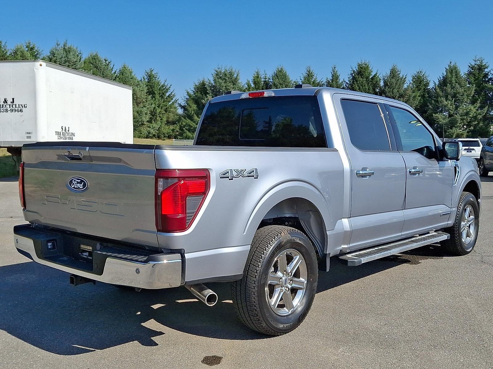 2024 Ford F-150 XLT 4WD SuperCrew 5.5' Box