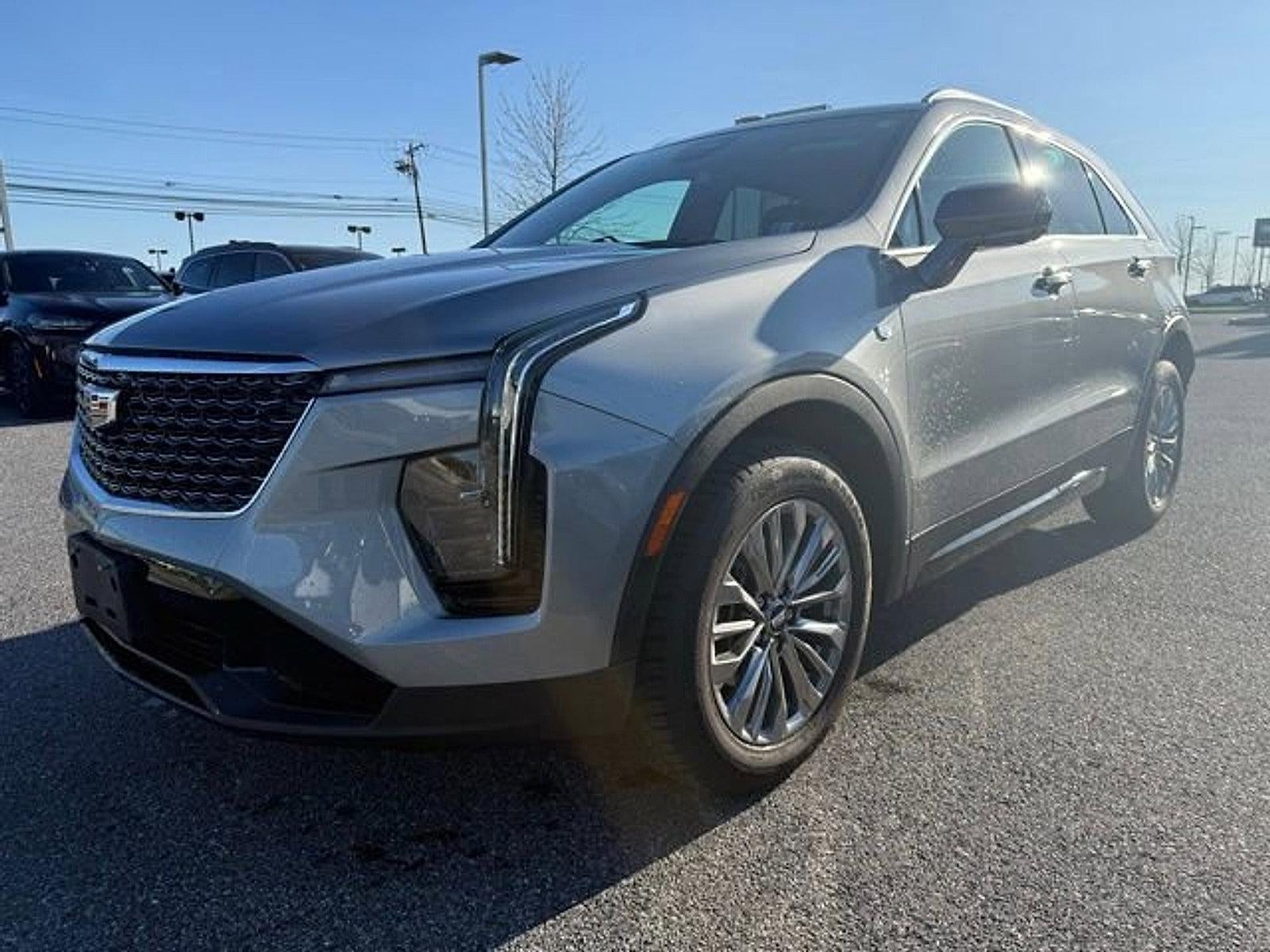 2025 Cadillac XT4 AWD 4dr Premium Luxury