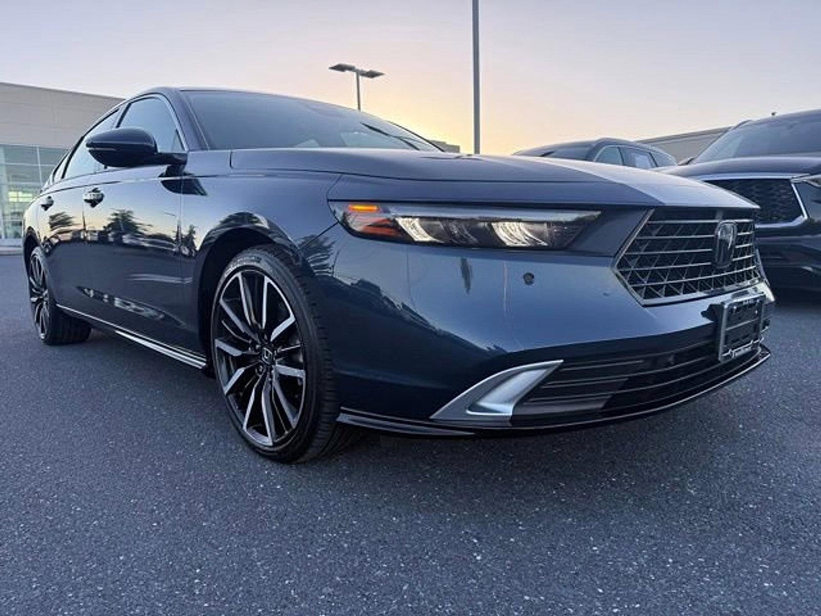 2023 Honda Accord Hybrid Touring Sedan w/o BSI