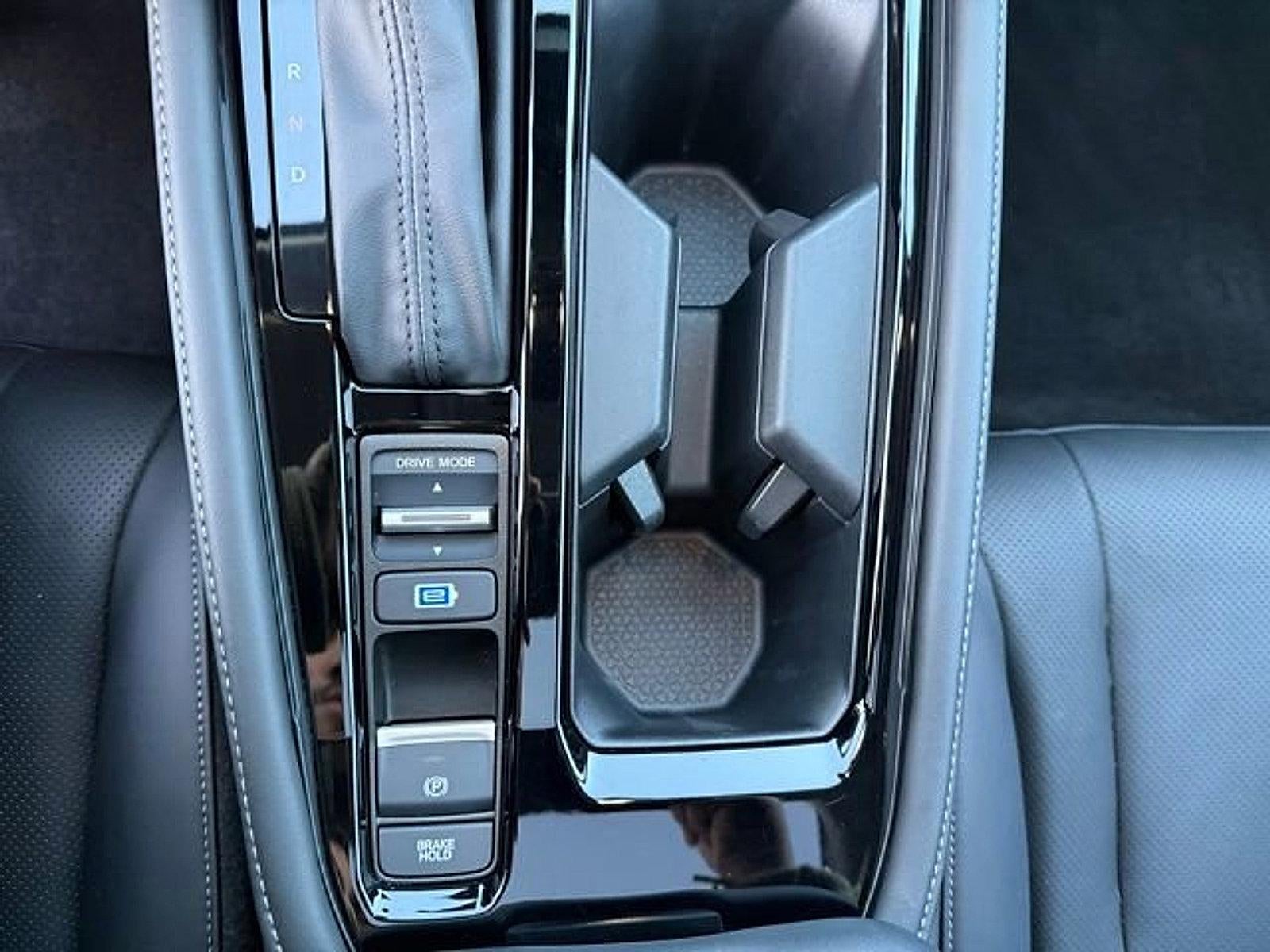 2023 Honda Accord Hybrid Touring Sedan w/o BSI