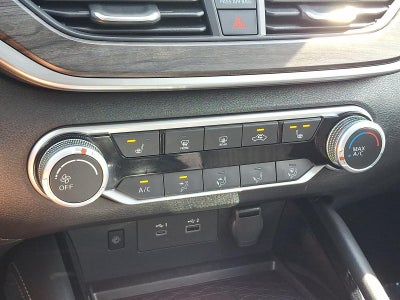 2024 Nissan Altima 2.5 SV Sedan