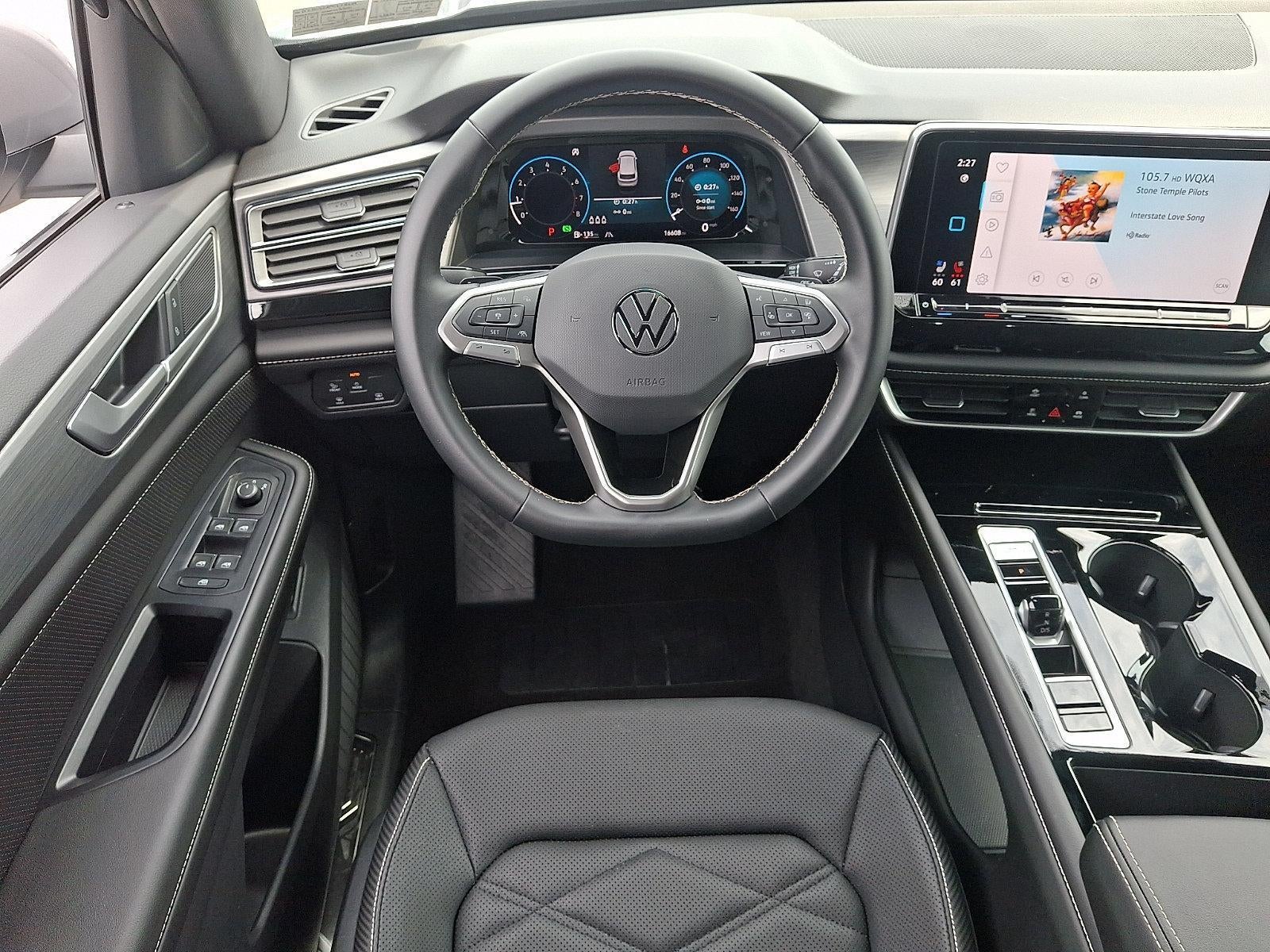 2026 Volkswagen Atlas Cross Sport 2.0T SE w/Technology 4MOTION