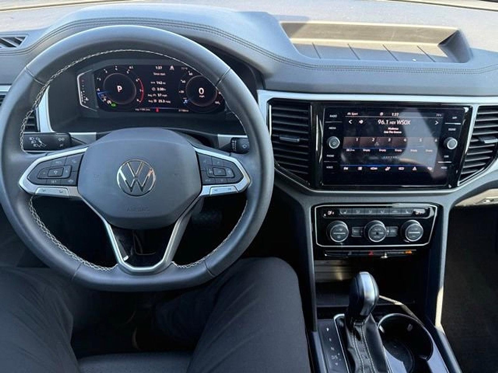 2023 Volkswagen Atlas 3.6L V6 SE w/Technology 4MOTION