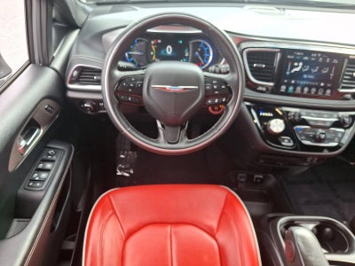 2020 Chrysler Pacifica Hybrid Red S FWD