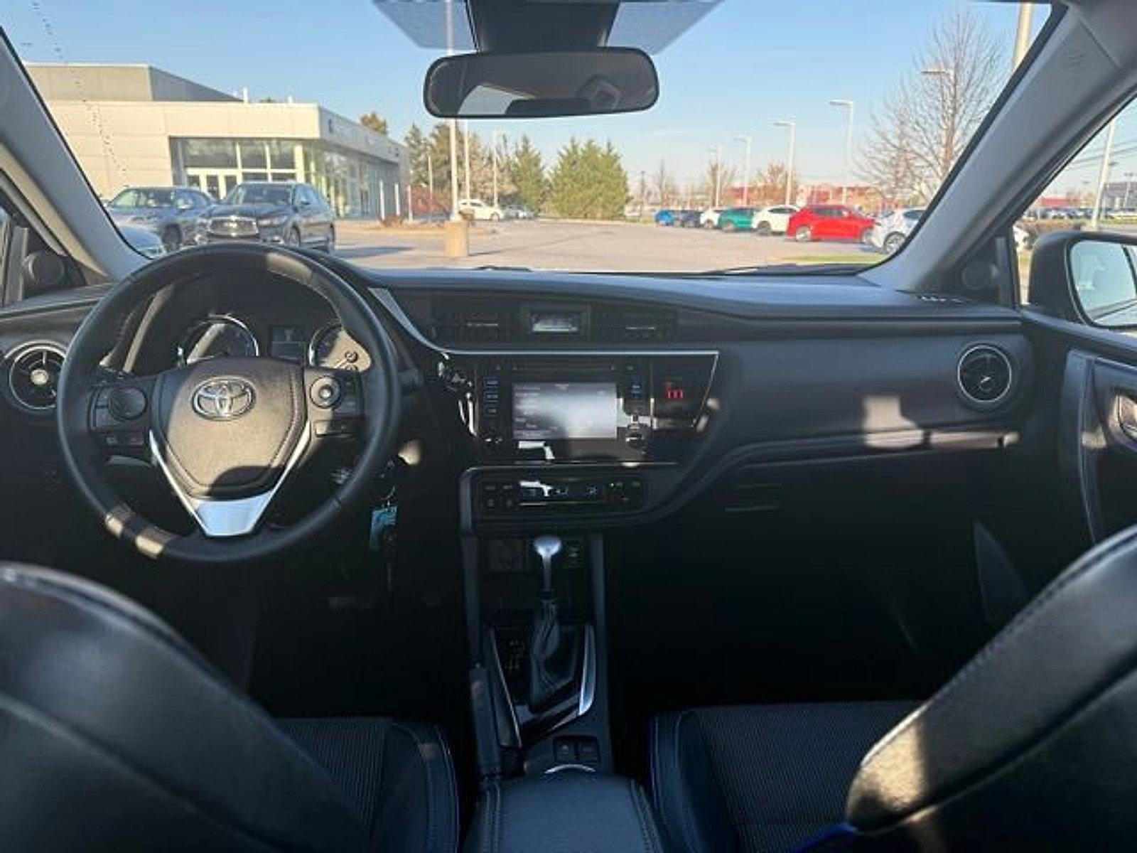 2018 Toyota Corolla SE CVT (Natl)