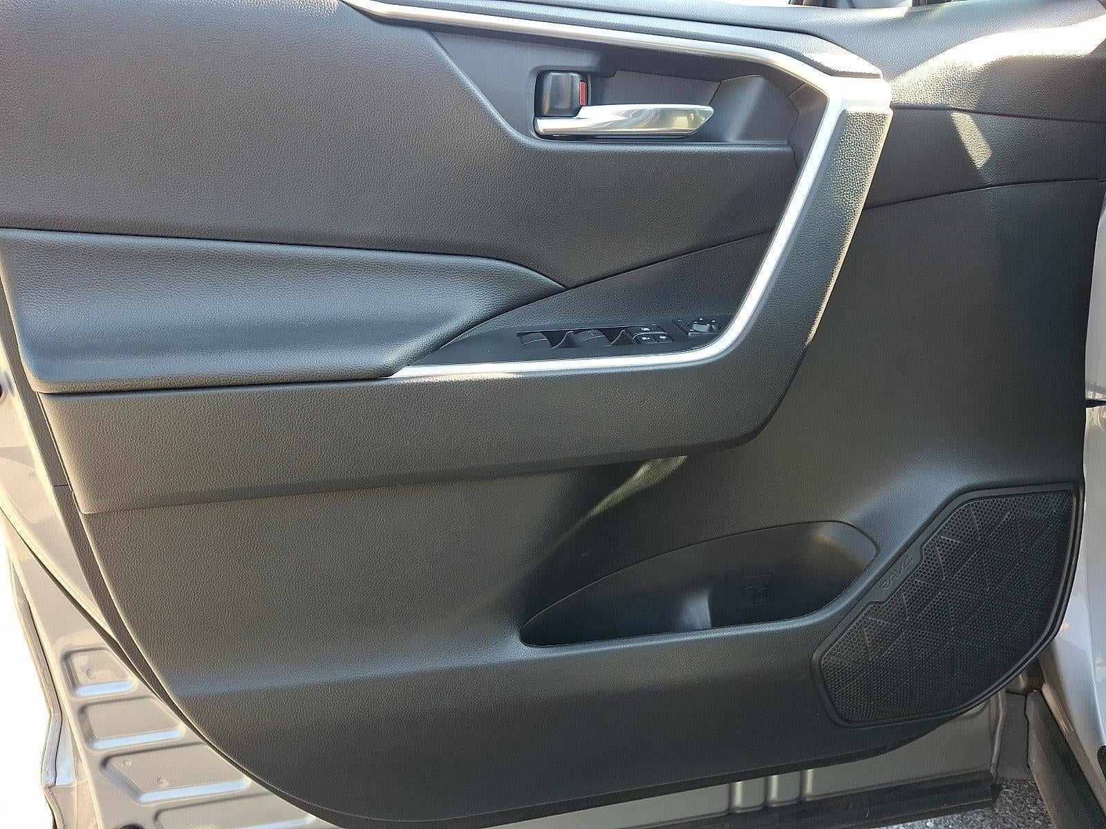 2021 Toyota RAV4 XLE AWD (Natl)