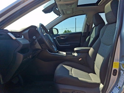 2021 Toyota RAV4 XLE AWD (Natl)