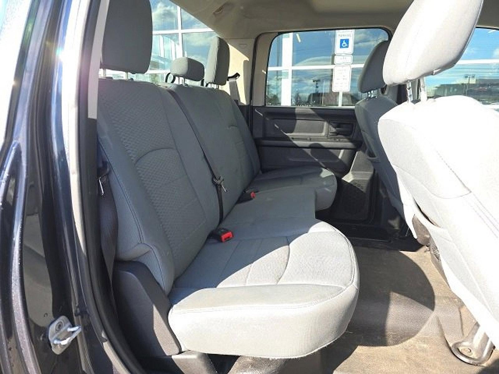 2014 RAM 2500 4WD Crew Cab 6.4 Ft Box Tradesman