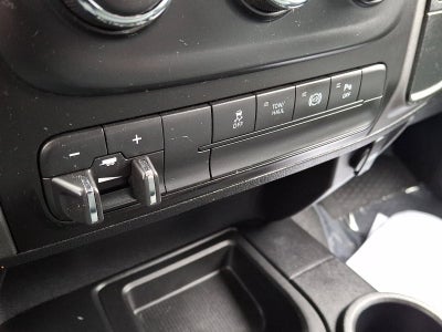 2014 RAM 2500 4WD Crew Cab 6.4 Ft Box Tradesman