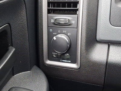 2014 RAM 2500 4WD Crew Cab 6.4 Ft Box Tradesman