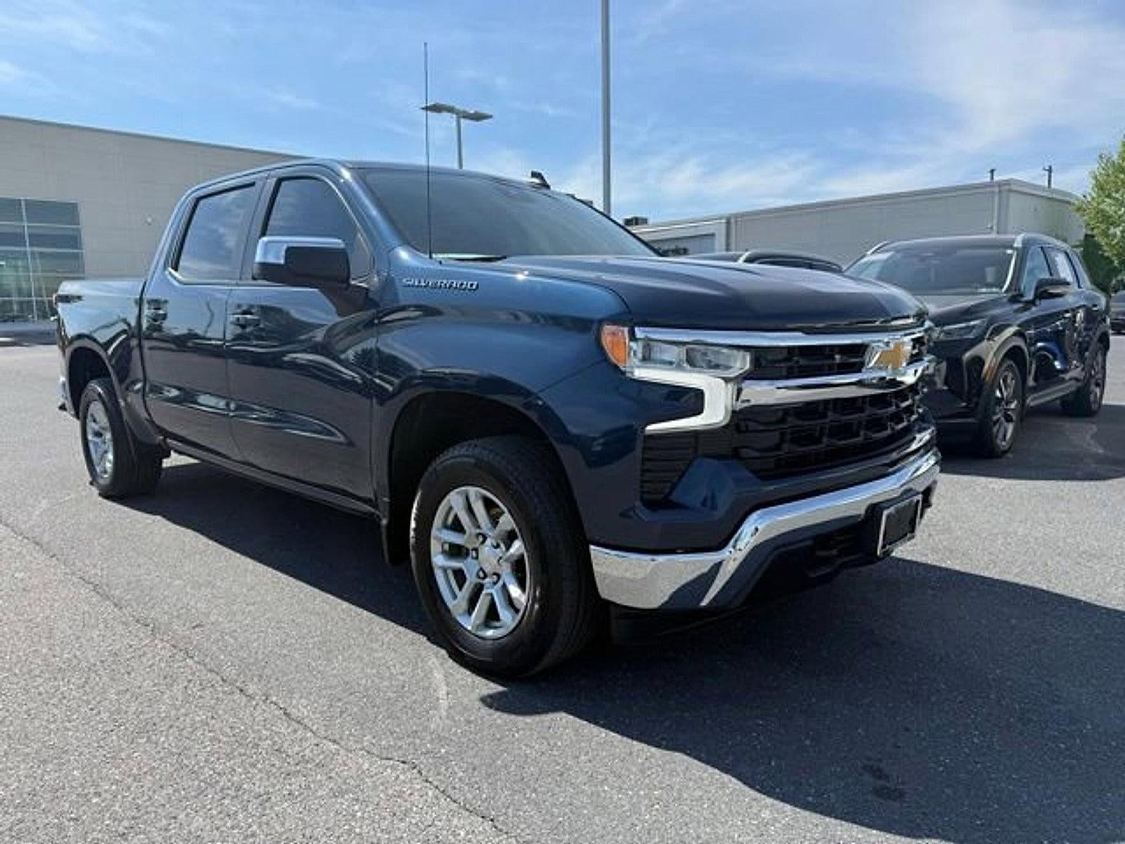 2023 Chevrolet Silverado 1500 Crew Cab Short Box 4-Wheel Drive LT 2FL
