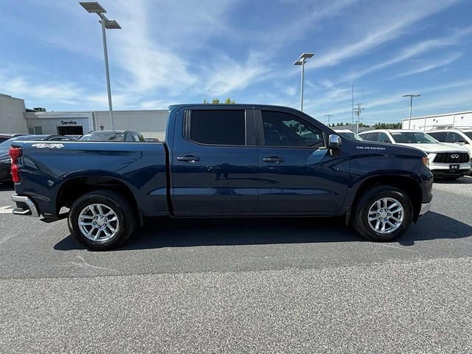 2023 Chevrolet Silverado 1500 Crew Cab Short Box 4-Wheel Drive LT 2FL