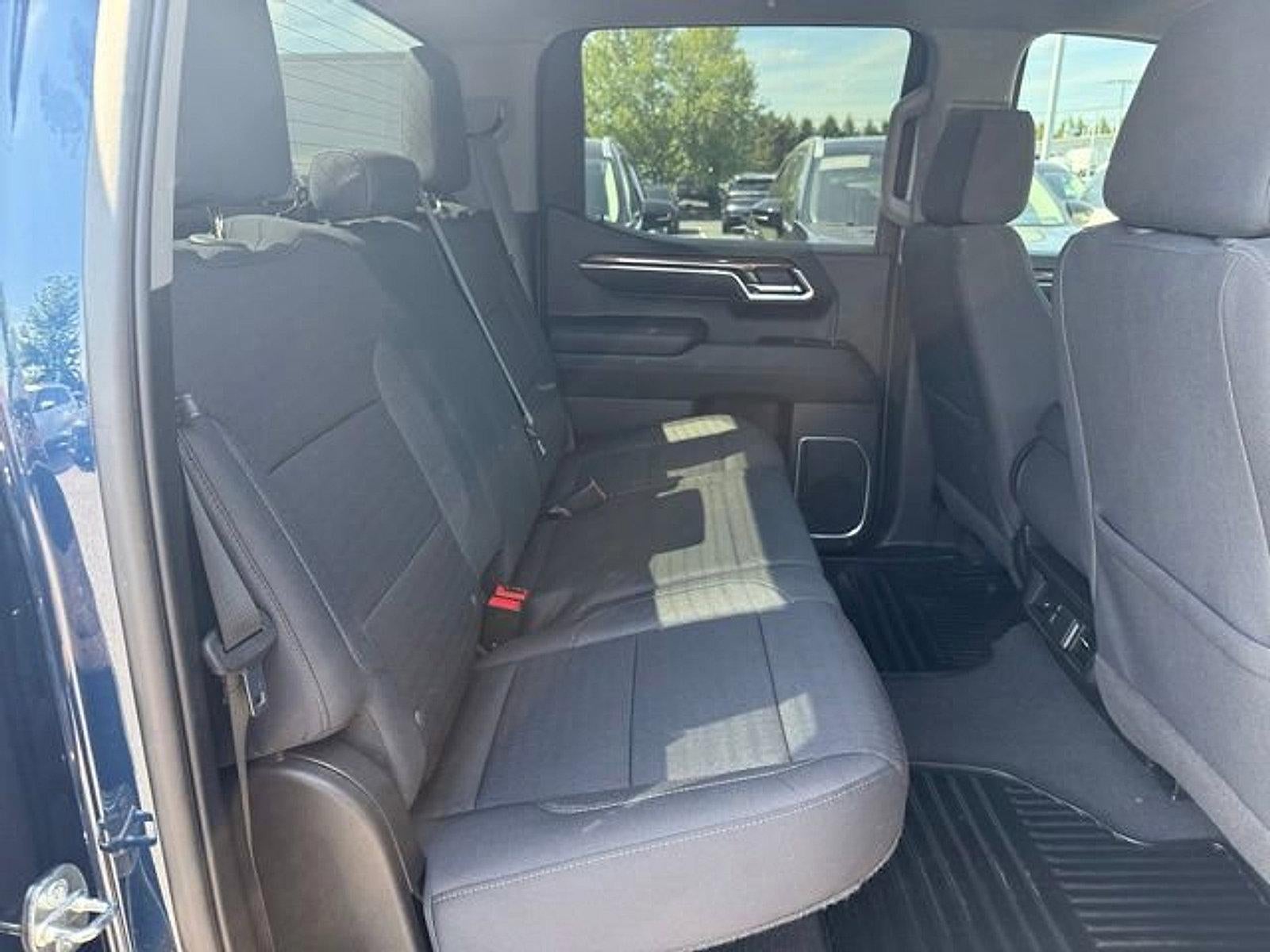 2023 Chevrolet Silverado 1500 Crew Cab Short Box 4-Wheel Drive LT 2FL