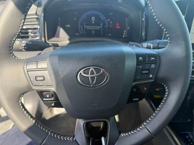 2026 Toyota Camry SE (SE)