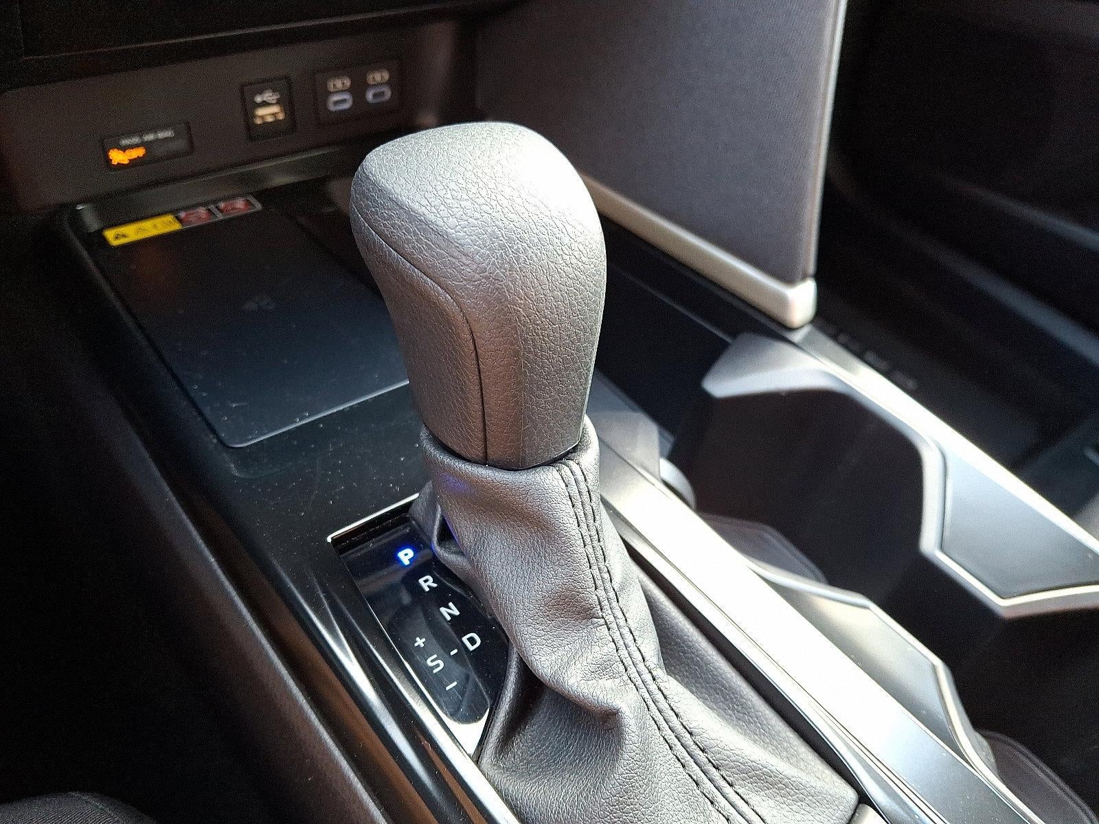 2025 Toyota Camry LE AWD (Natl)