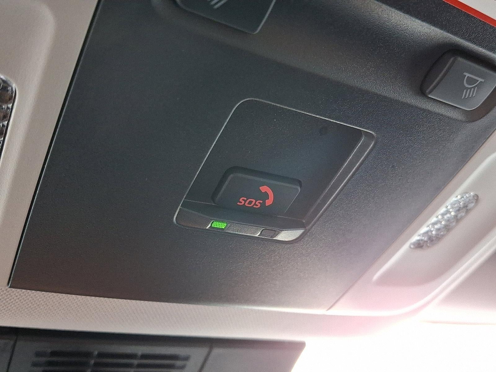 2025 Toyota Camry LE AWD (Natl)