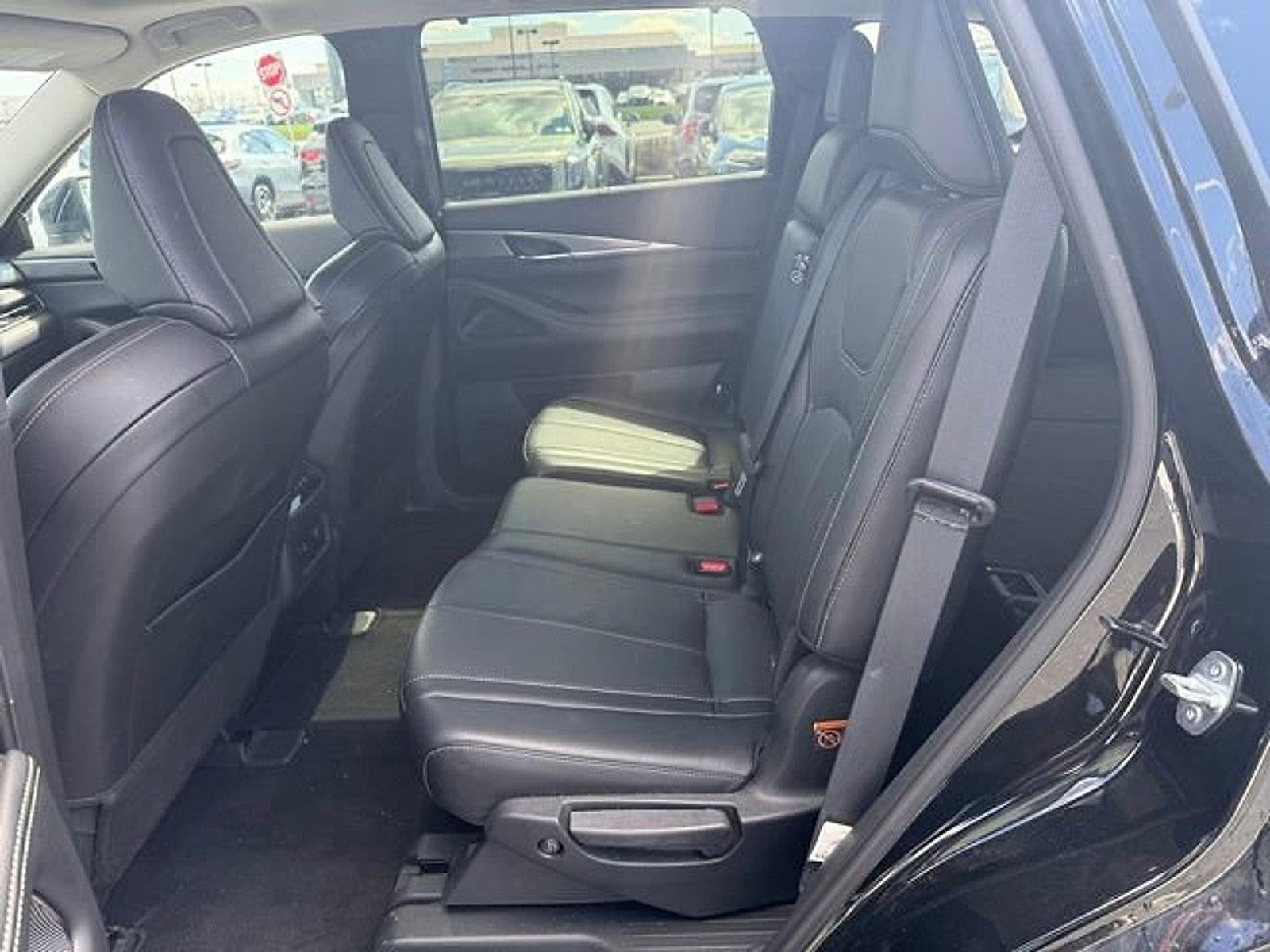 2023 INFINITI QX60 LUXE AWD