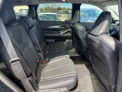 2023 INFINITI QX60 LUXE AWD