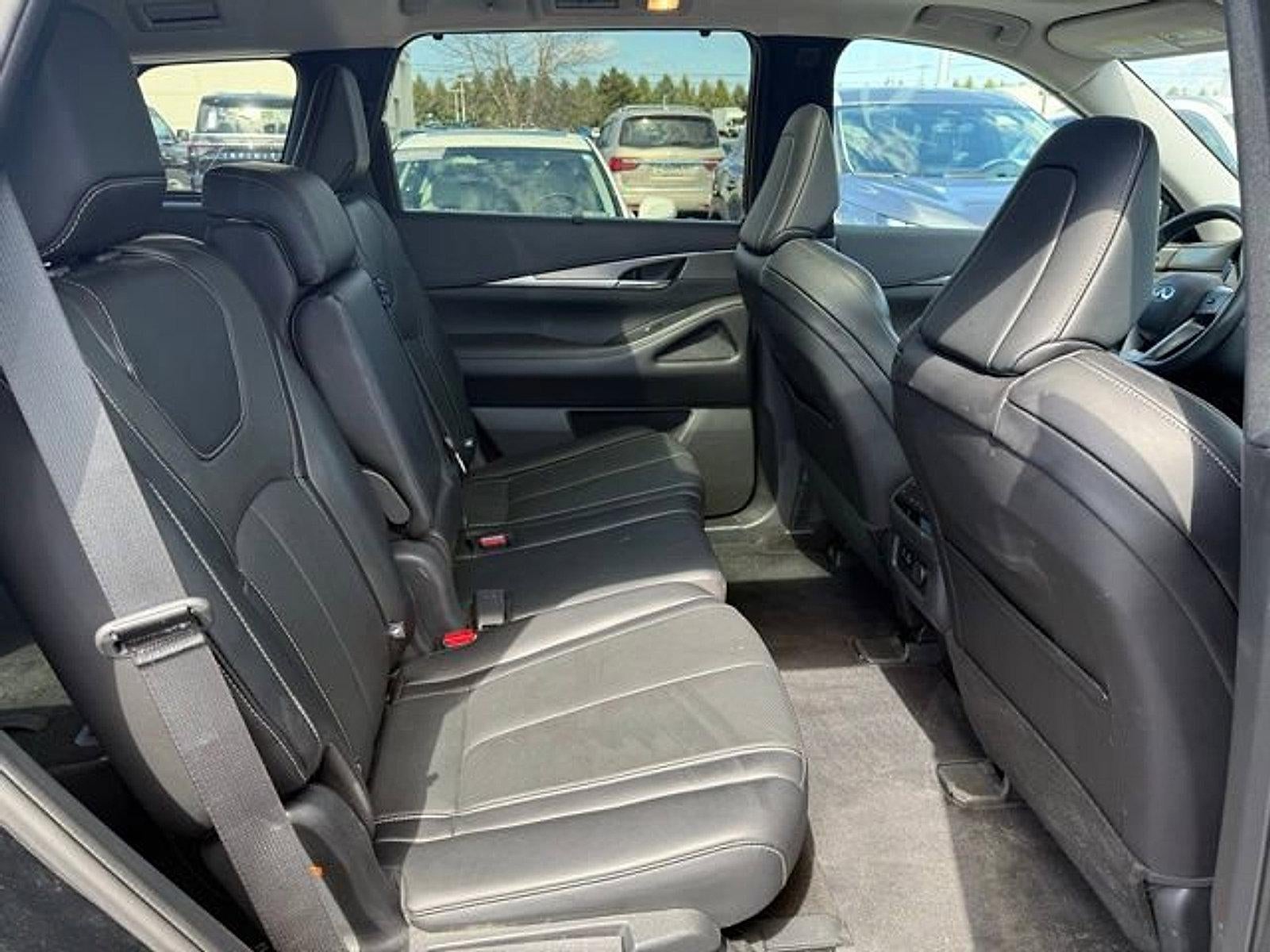 2023 INFINITI QX60 LUXE AWD