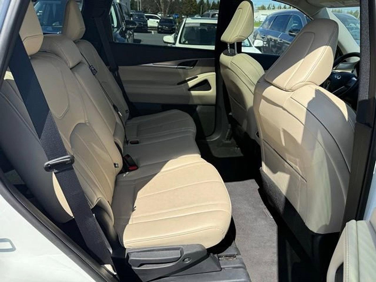 2023 INFINITI QX60 LUXE AWD